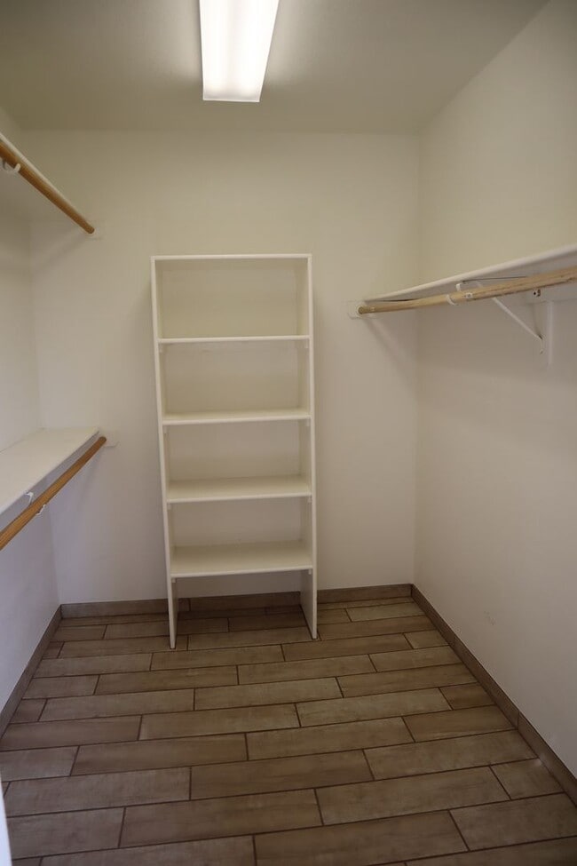 Building Photo - Hear The Songbirds Sing!