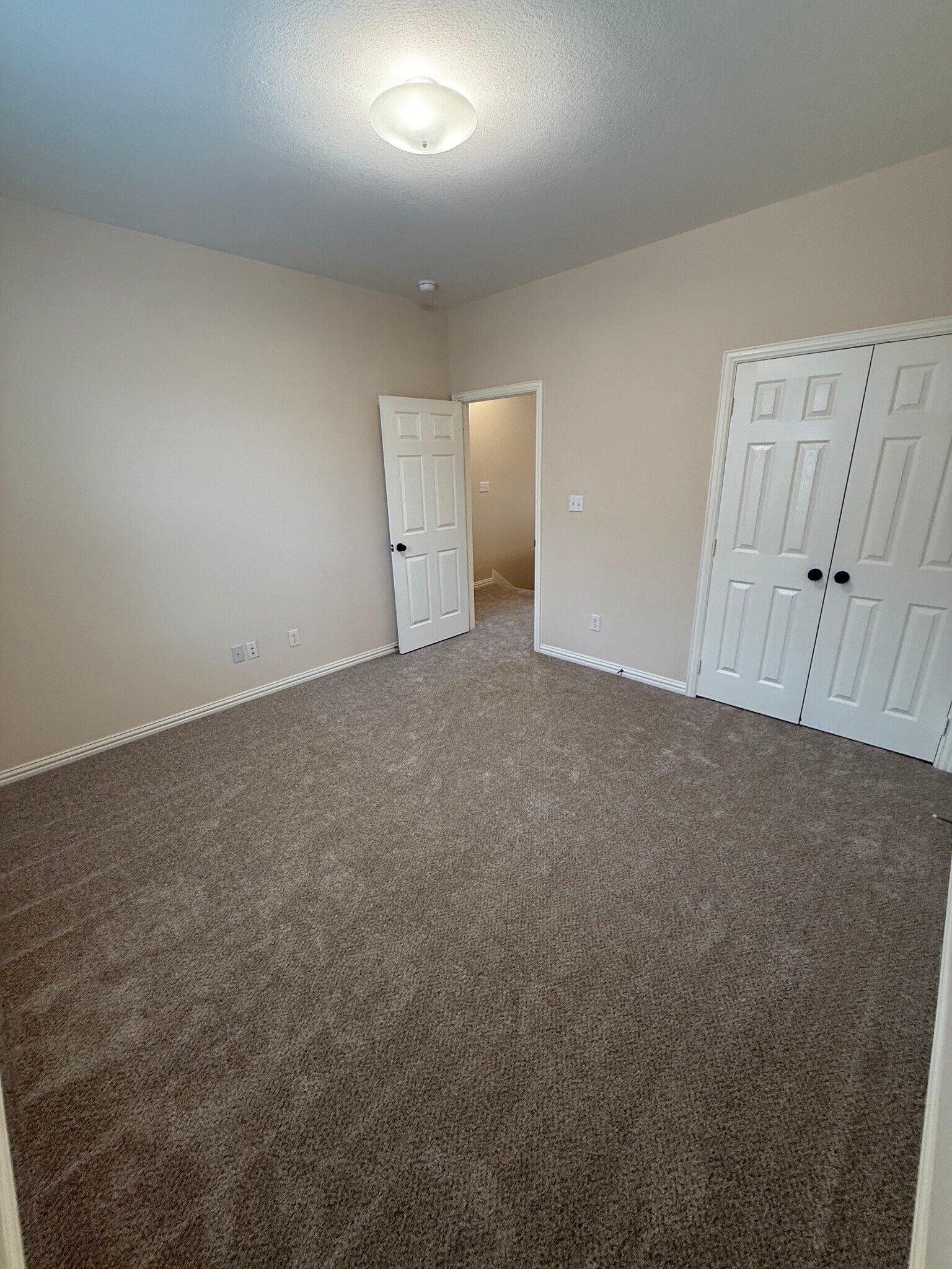 Bedroom 3 - 6406 Shakespeare Pl