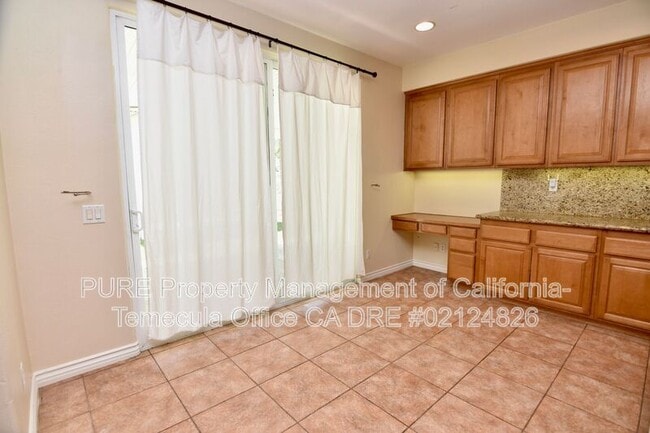 Building Photo - 28855 Chatham Ln