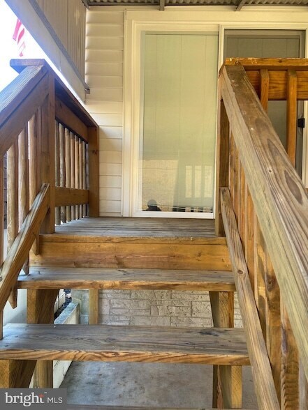 Building Photo - 5104 McFaul Rd