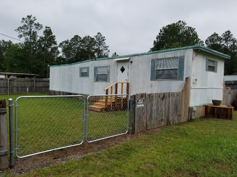 Building Photo - 41 Thicket Rd