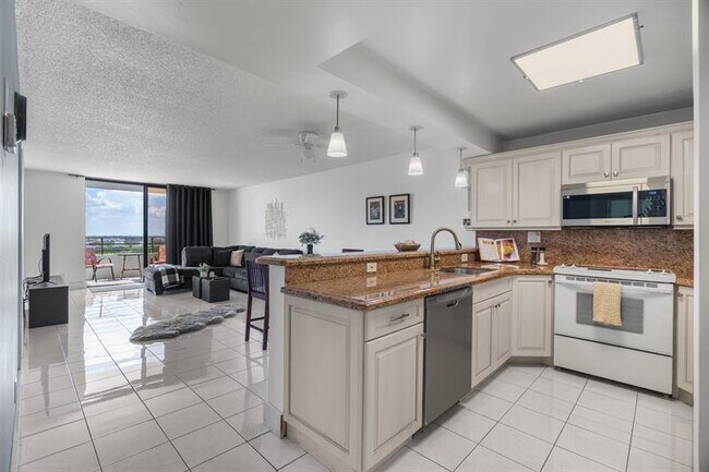 Building Photo - 600 Three Islands Boulevard
