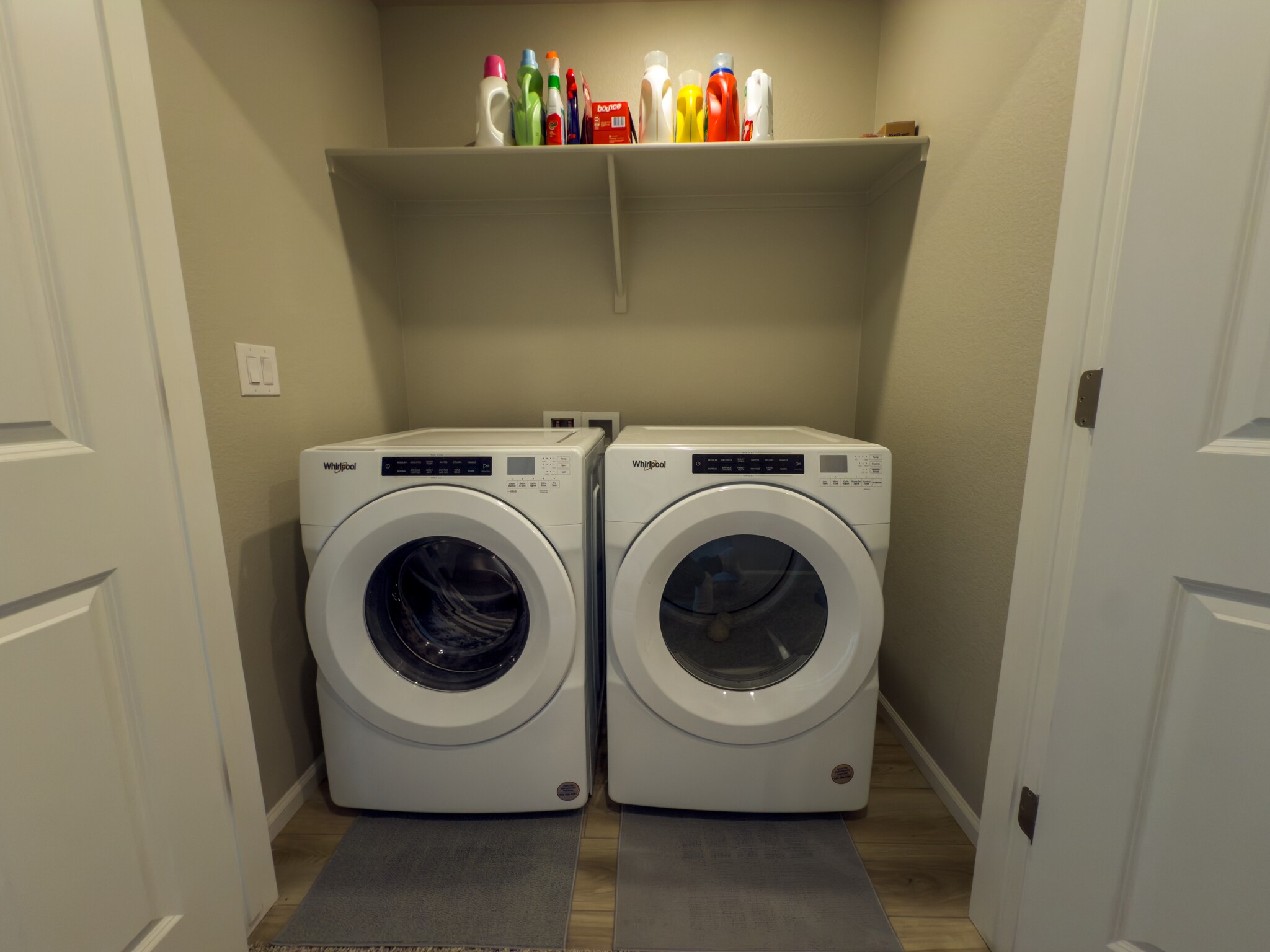 Building Photo - 752 N Shawnee St