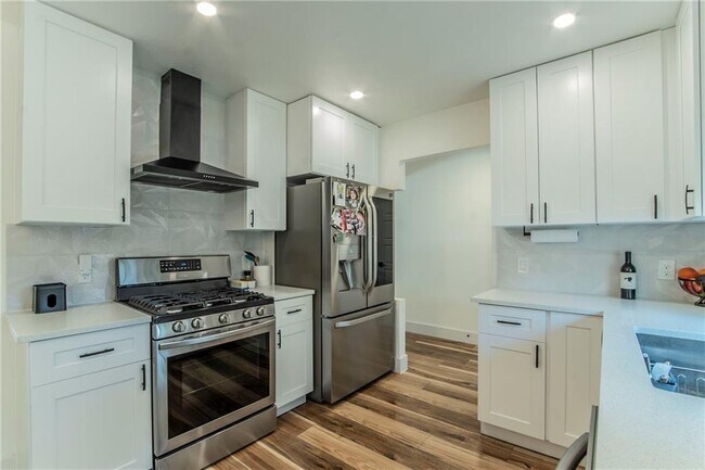 Building Photo - 5702 Whitebrook Dr