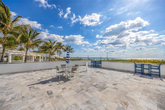 Building Photo - 401 Ocean Dr