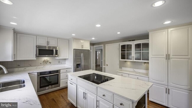 Building Photo - 9705 Eclipse Pl