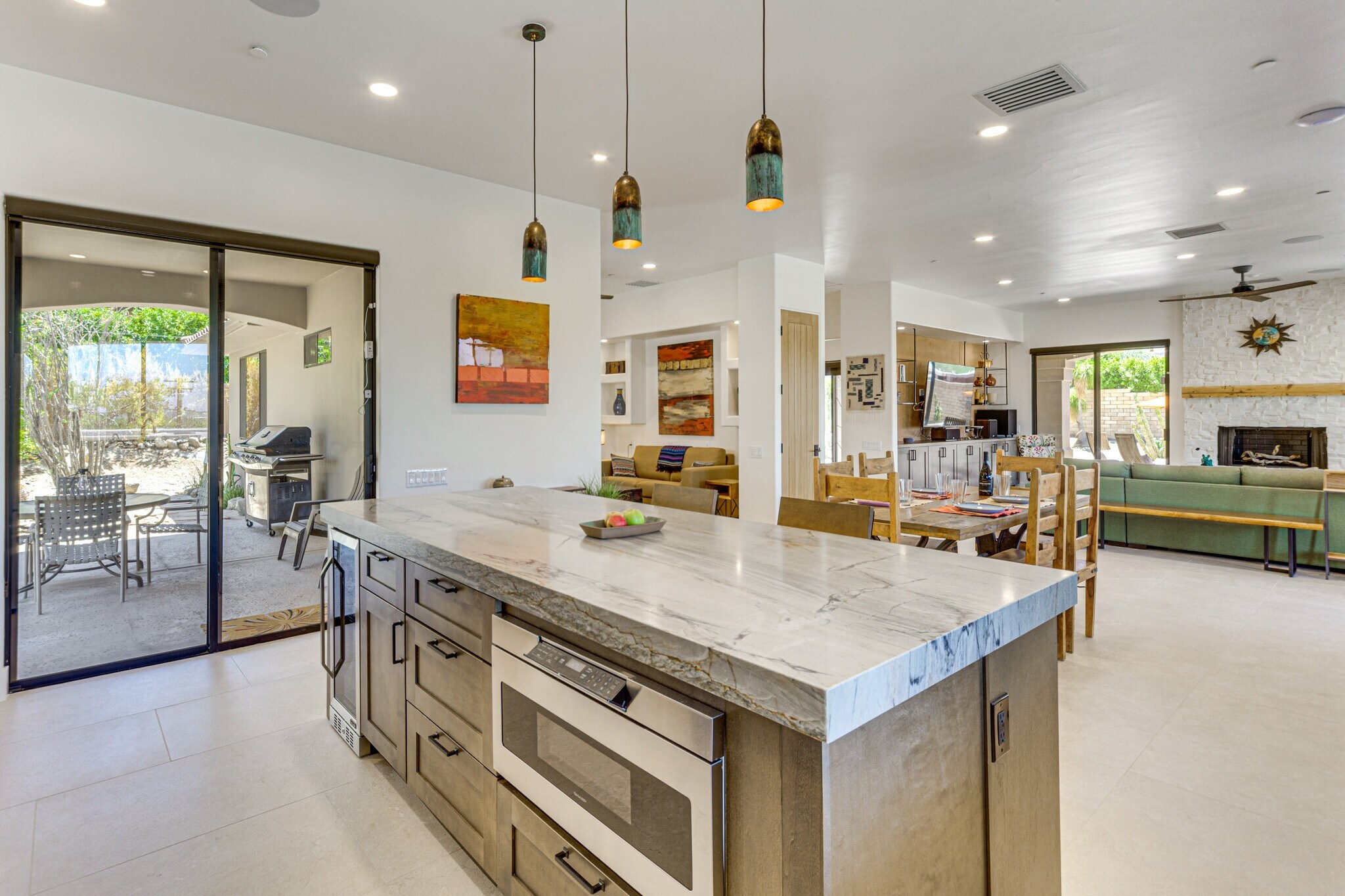 Building Photo - 2800 Cholla Pl