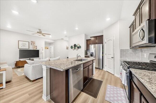 Building Photo - 7749 Bronco Buster Dr