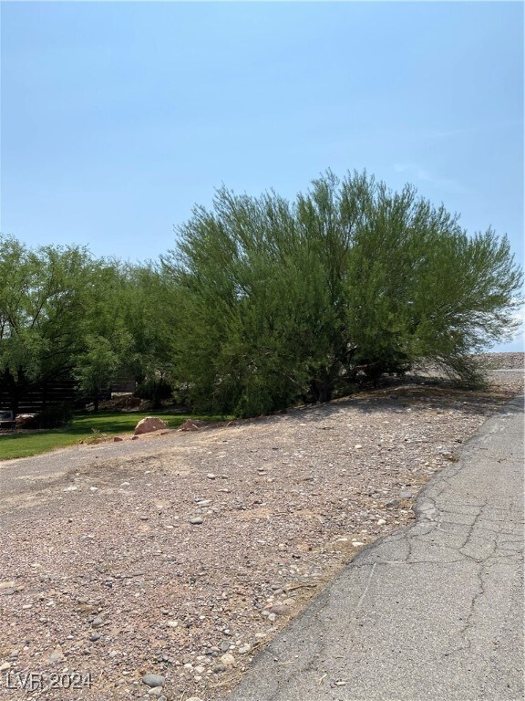 Building Photo - 1005 E McKnight Ave