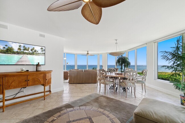 Building Photo - 2565 S Ocean Blvd