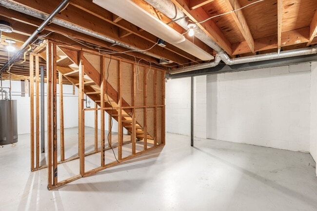 Building Photo - 8287 Talia Ct