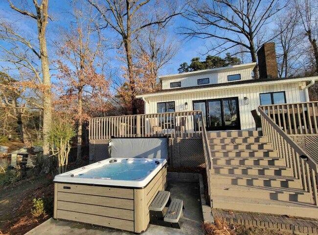 Building Photo - 16920 Landover Rd