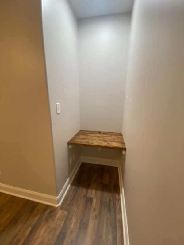 Building Photo - 102 Glade Blvd