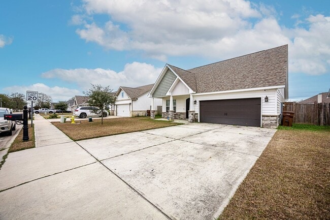 Building Photo - Rental in Landon Green Subdivision