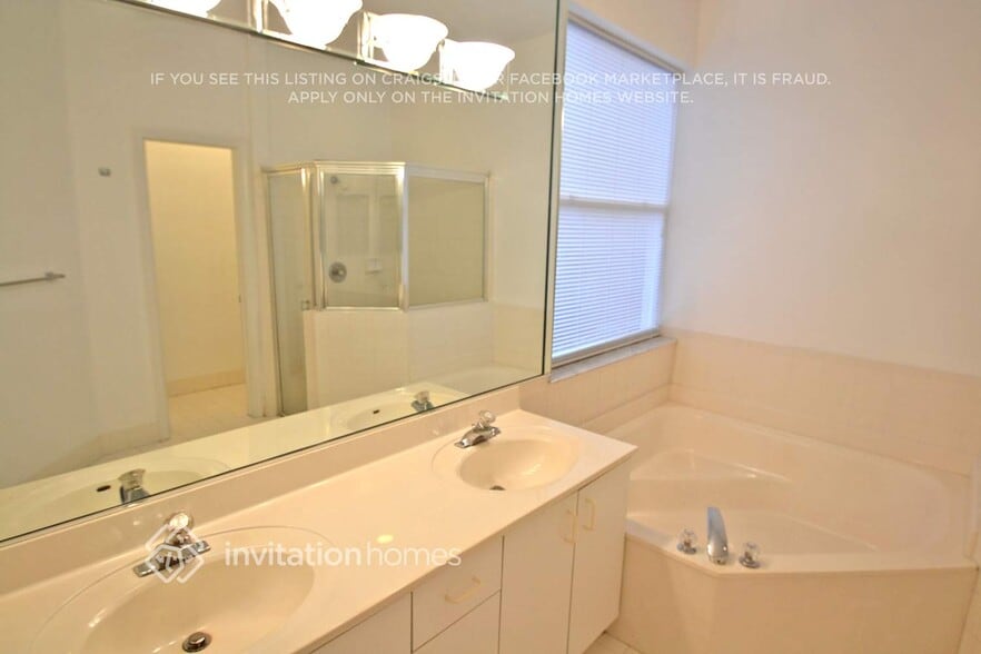 Building Photo - 3464 Barbados Ave