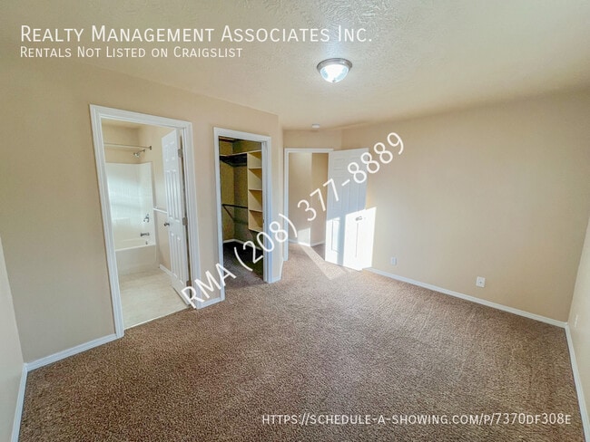 Building Photo - 9887 W Mesquite Ct