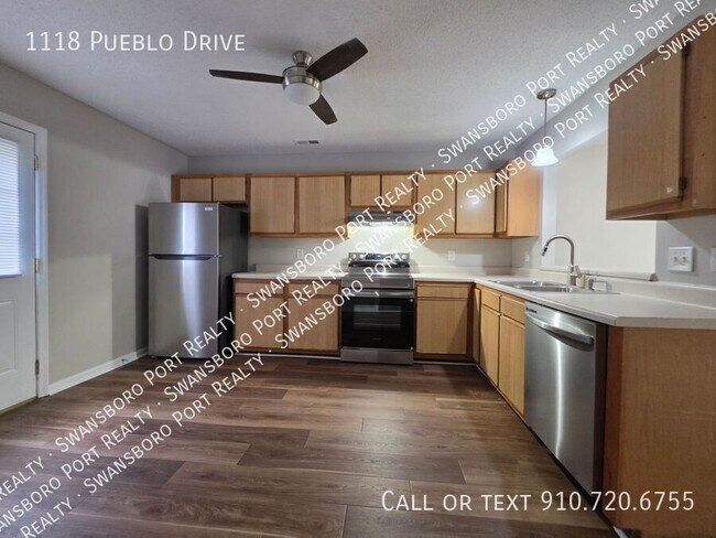 Building Photo - 1118 Pueblo Dr