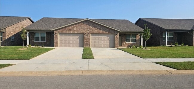 Primary Photo - 602 NW 68th Ave