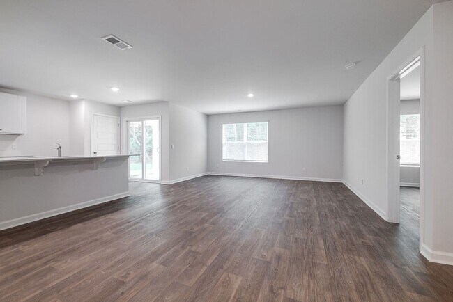 Building Photo - 142 Ponderosa Lp