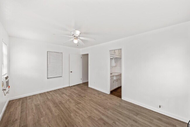 Building Photo - 2721 Morrow Ave