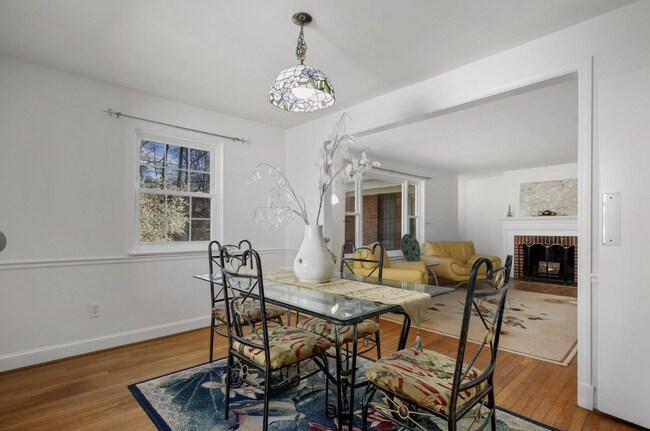 Building Photo - 5612 Massachusetts Ave