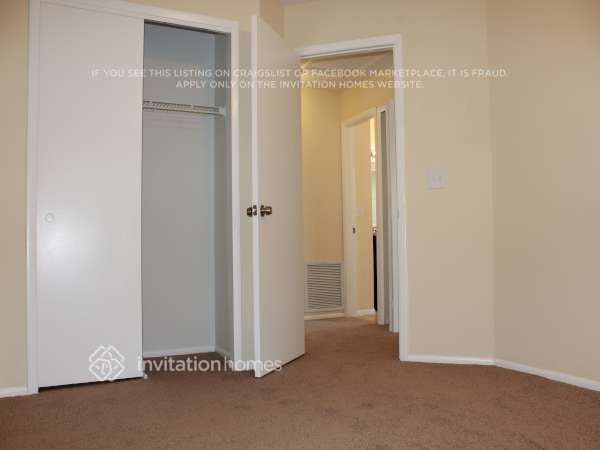 Building Photo - 209 Kittery Ln