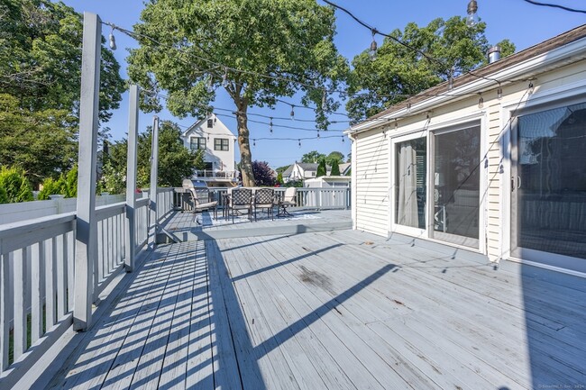 Building Photo - 28 Brookdale Ave