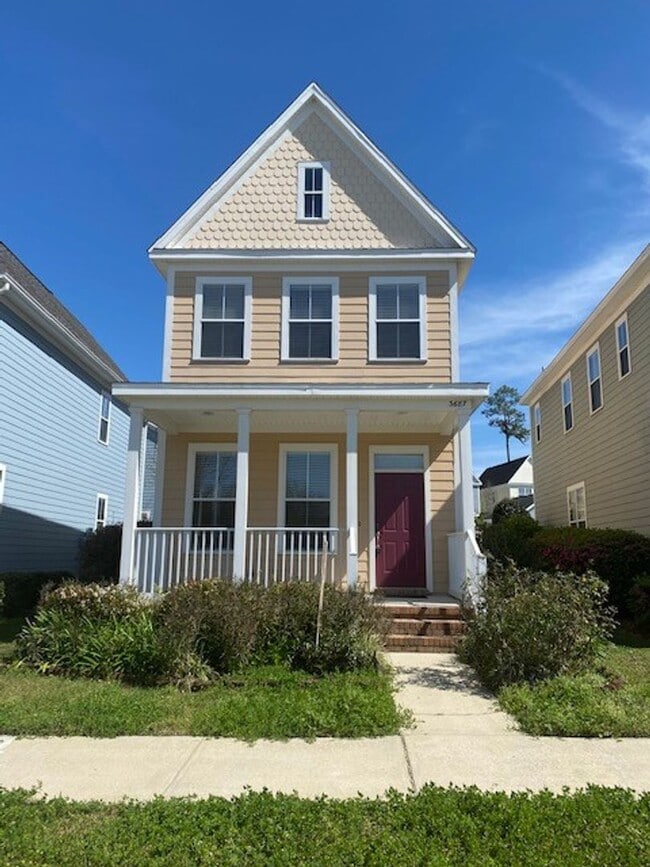 Building Photo - 3687 Longfellow Rd