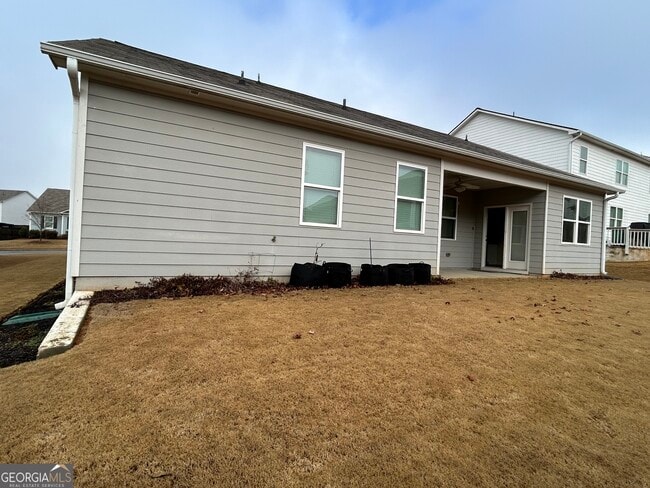 Building Photo - 850 Starbuck Parkway