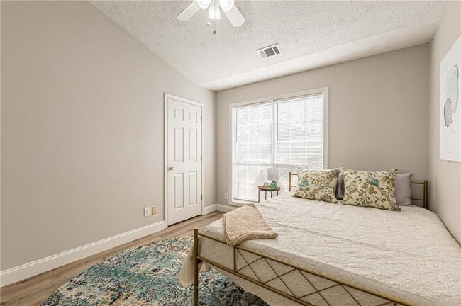 Building Photo - 3195 Jorden Crest Ct NW