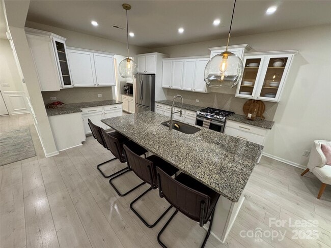 Building Photo - 8419 Aspen Ct