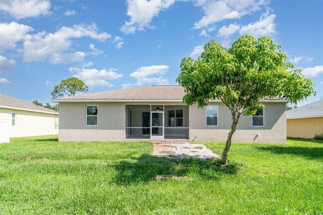 Building Photo - 3631 Roderigo Ave