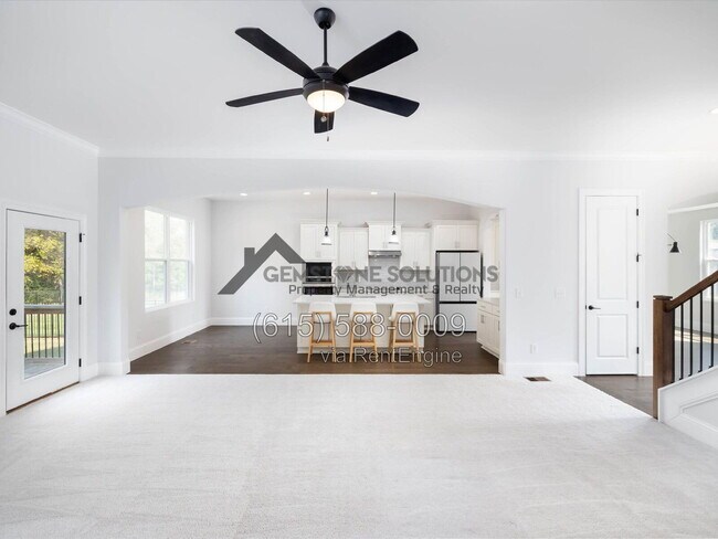 Building Photo - 631 Silva Ln