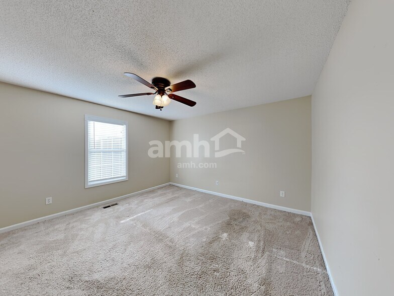 Building Photo - 123 Ivy Mill Way