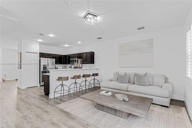 Building Photo - 15071 SW 113th Ter