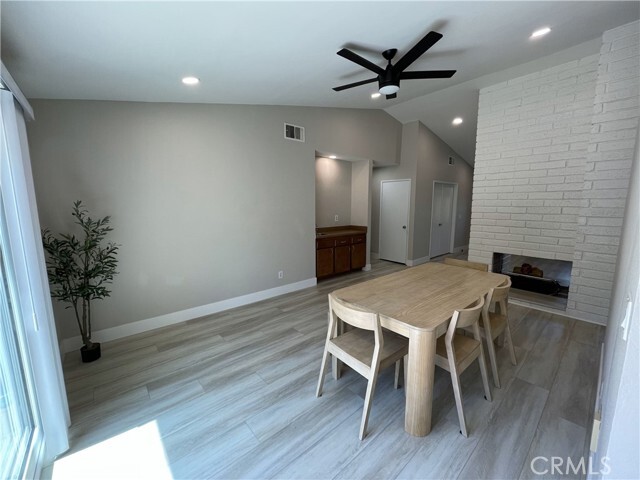 Building Photo - 916 Clear Creek Canyon Dr