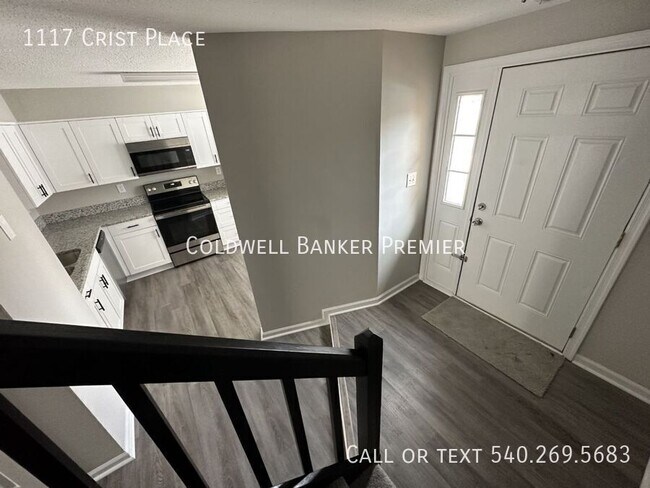 Building Photo - 1117 Crist Pl