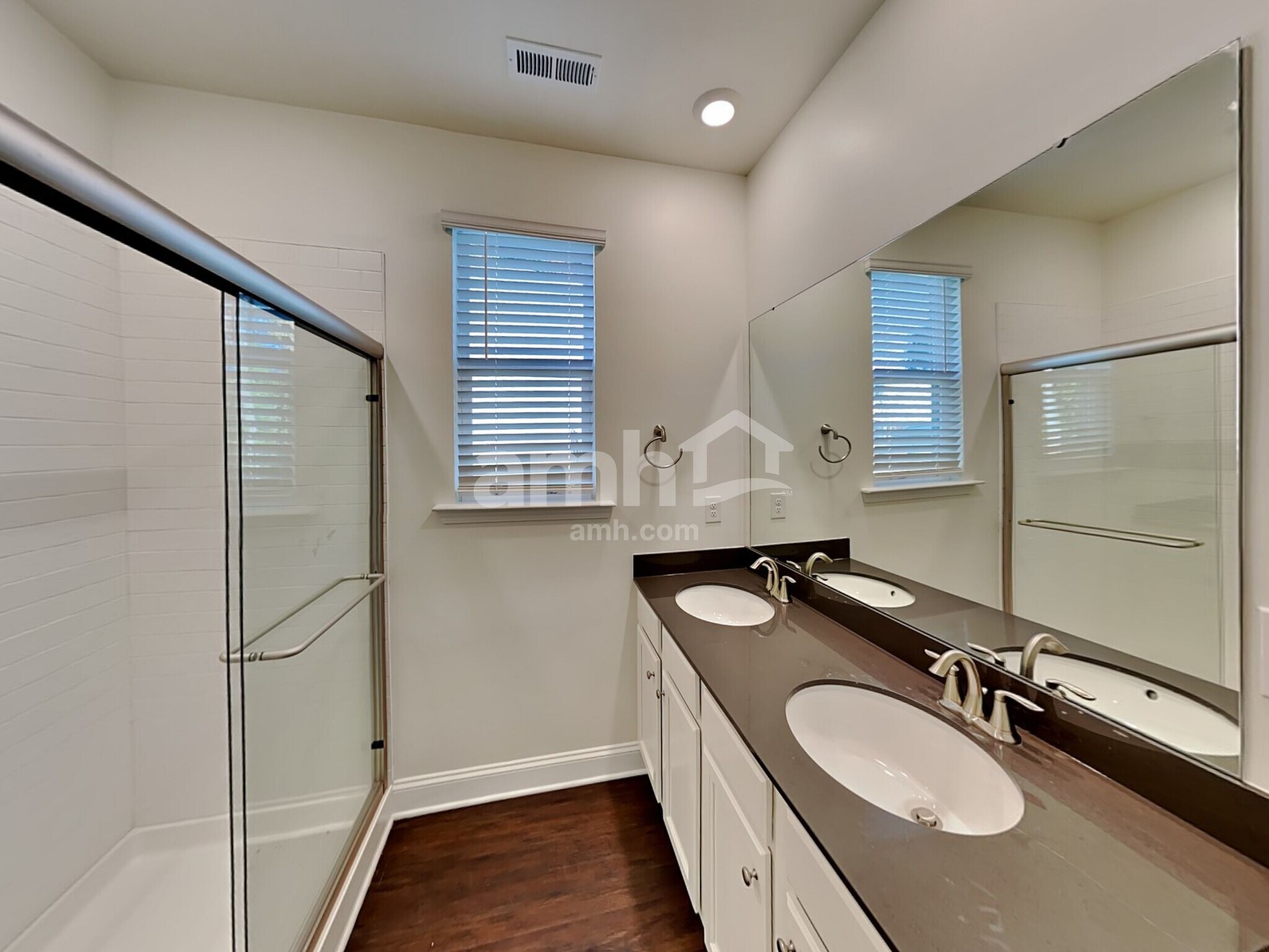 Building Photo - 551 Rivermist Dr