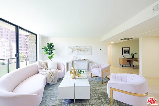 Building Photo - 10535 Wilshire Blvd