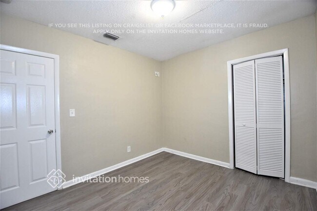 Building Photo - 7760 SW 18th Terrace