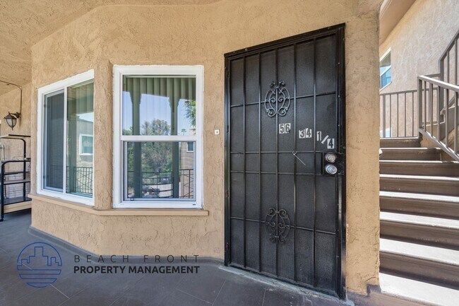 Building Photo - 5626-5628 Edgemar Ave.