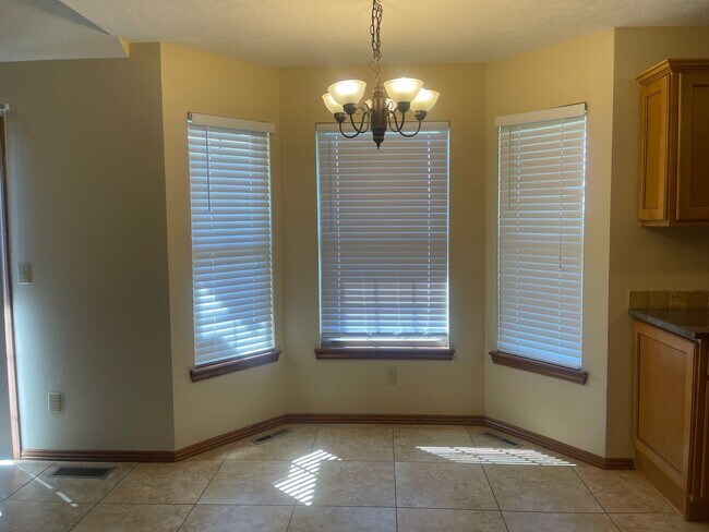 Building Photo - Your new HOME is waiting for you !