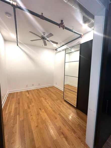 Second Bedroom - 1432 Race St