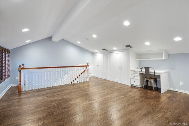 Building Photo - 36 Waters Edge