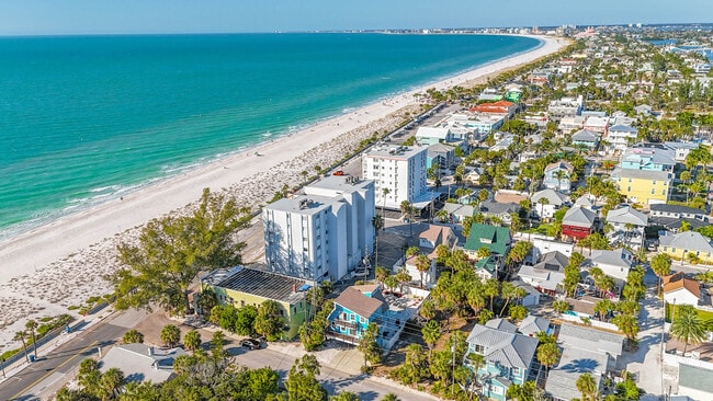 Building Photo - 113 4th Ave