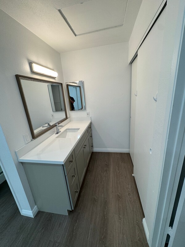 Building Photo - 8740 Lomita Dr