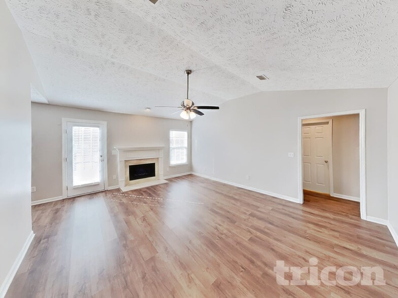 Building Photo - 4049 Sequoia Trail