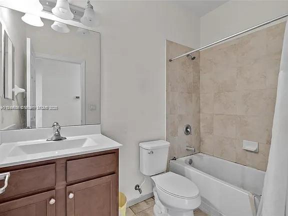 Building Photo - 10620 NW 88th St
