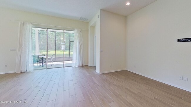 Building Photo - 12619 Itani Ct
