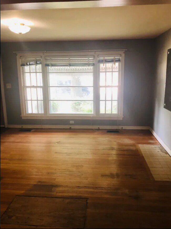 Building Photo - Charming 3-Bedroom Home in Quiet NW OKC Ne...